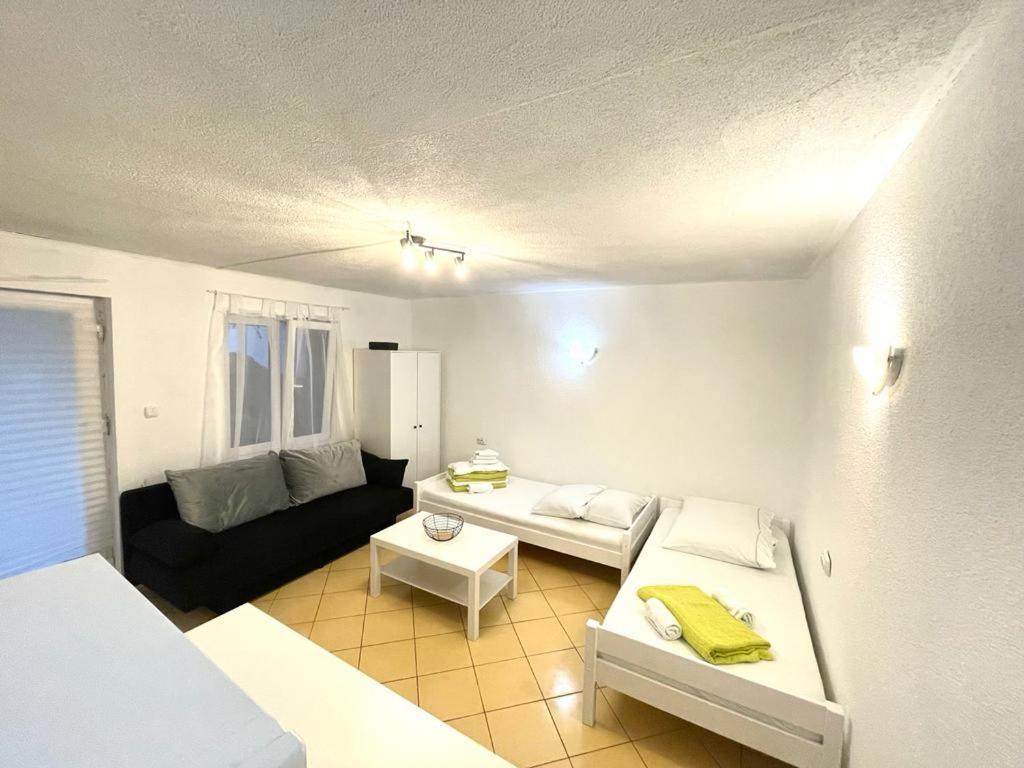 Apartments Medunic Ribarica Exterior photo